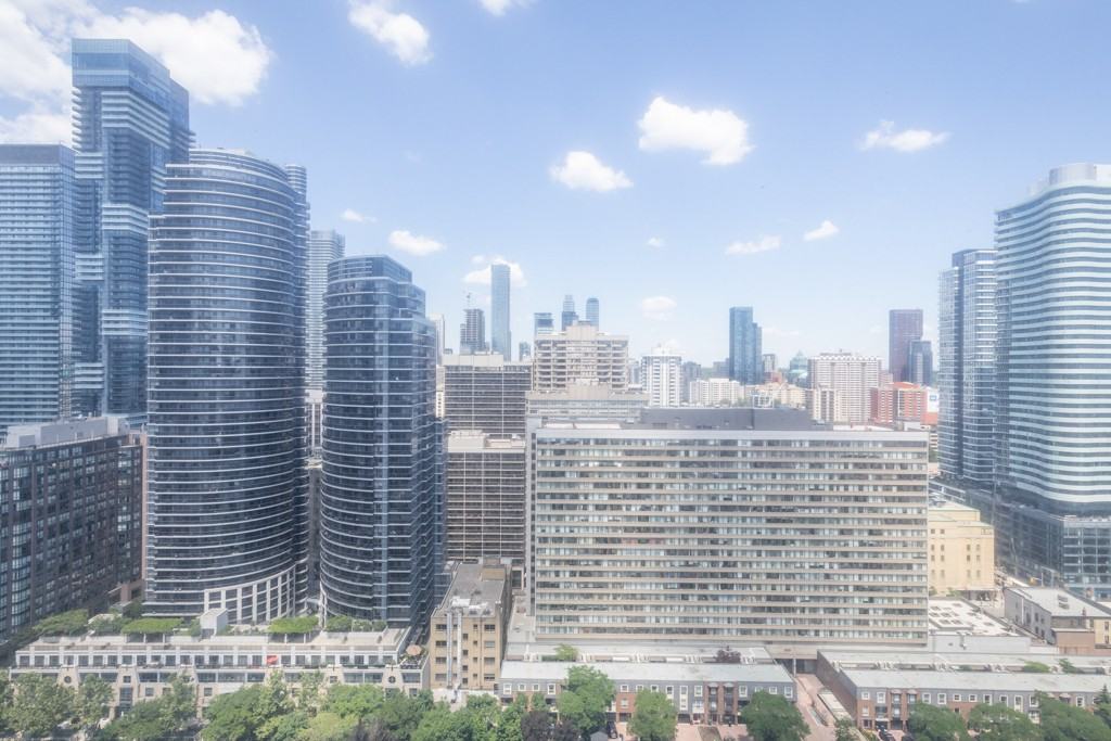 Gerrard Residences Apartments 40 Gerrard St E, Toronto, ON M5B 1G3