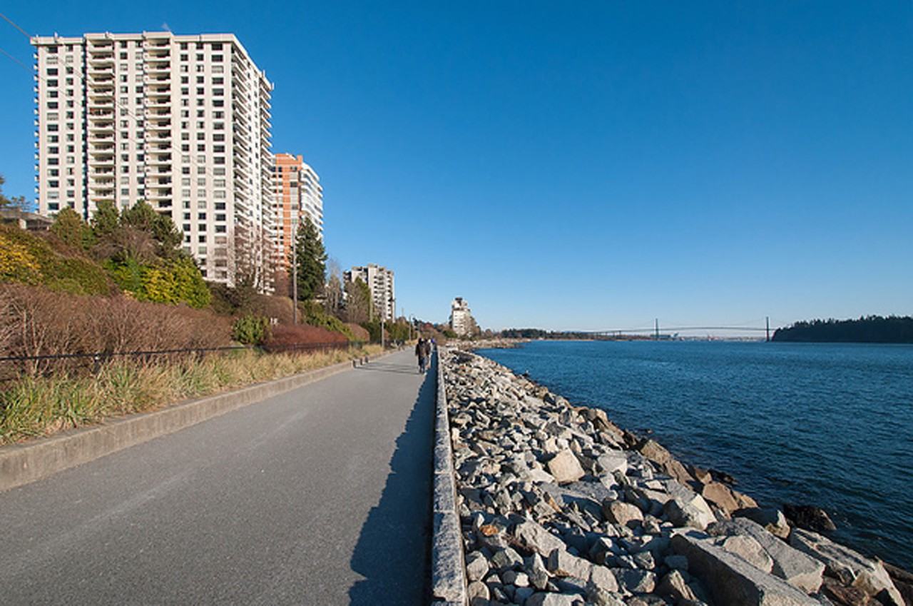 Shorewood Manor West Vancouver Apartments 2020 Bellevue Ave, West