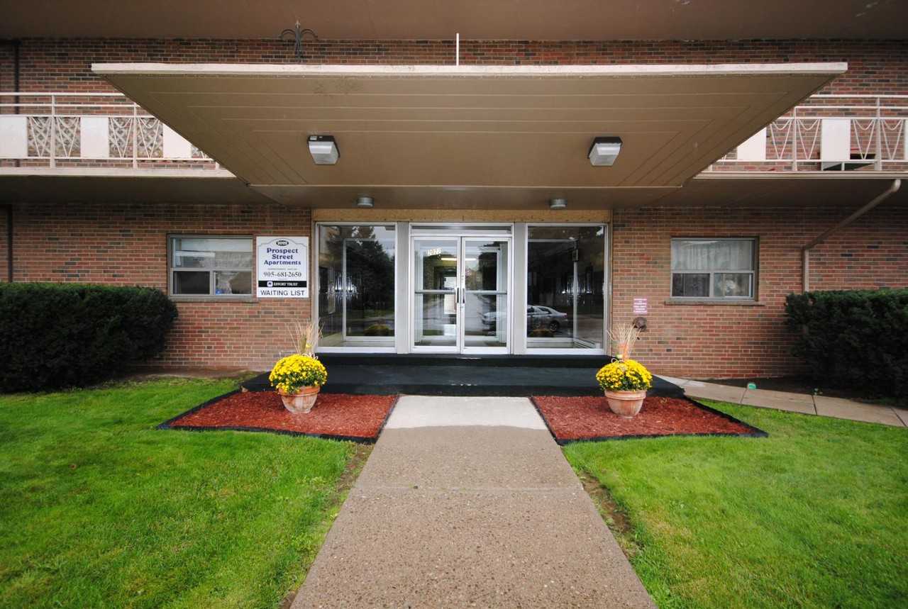 Prospect Street Apartments 2022 Prospect St, Burlington, ON L7R 1Z1