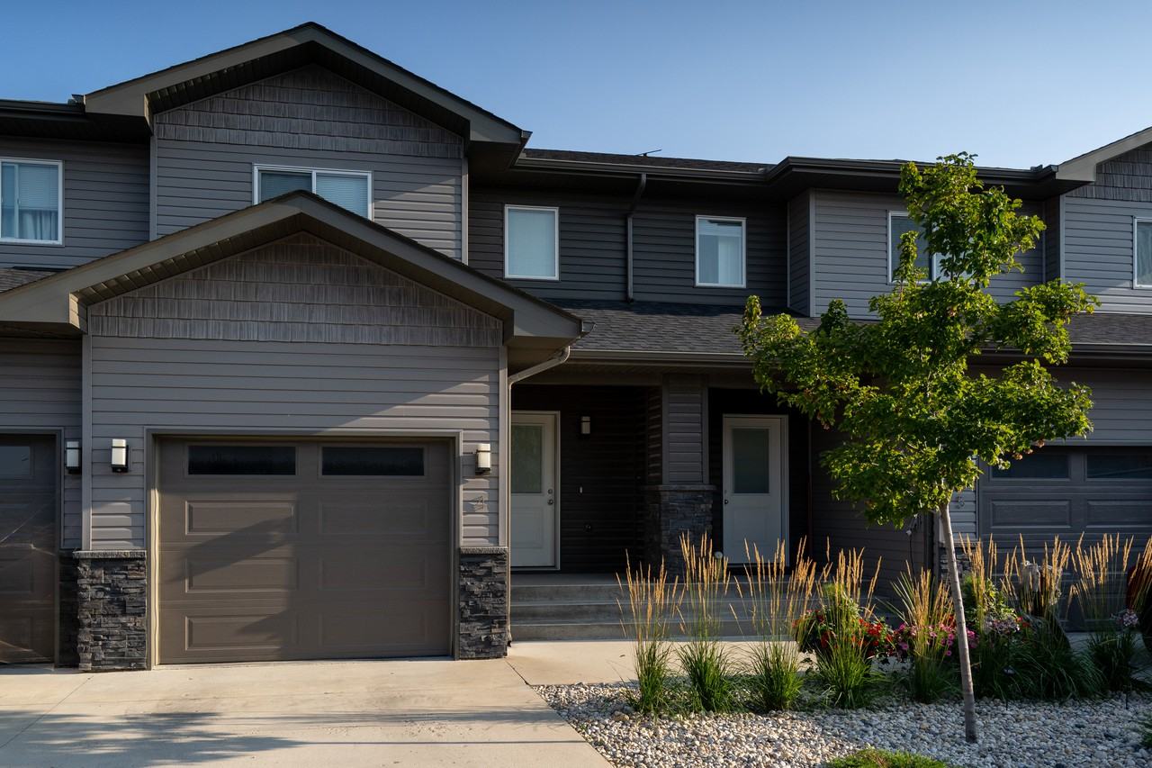 The Meadows Apartments 511 Meadowlark Blvd, Ile Des Chenes, MB R0A