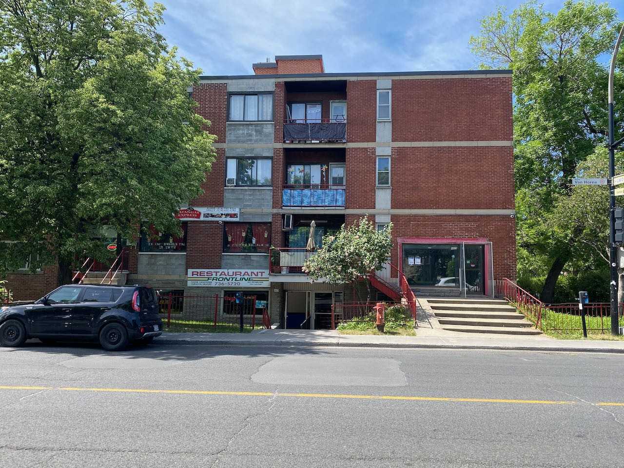 46054615 Ave Van Horne 4605 Av Van Horne, Montréal, QC H3W 1H8
