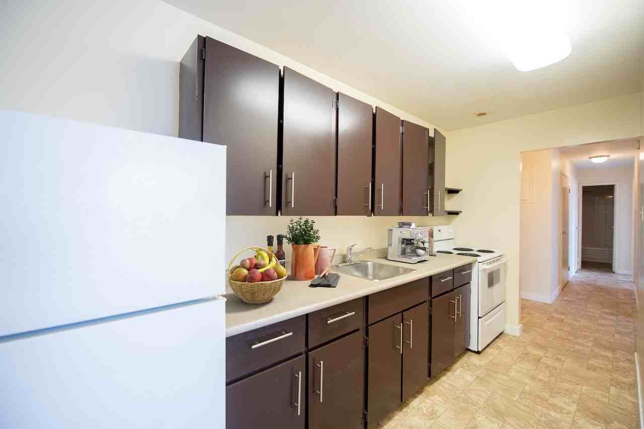 Rembrandt Gardens - Photo 3 of 5