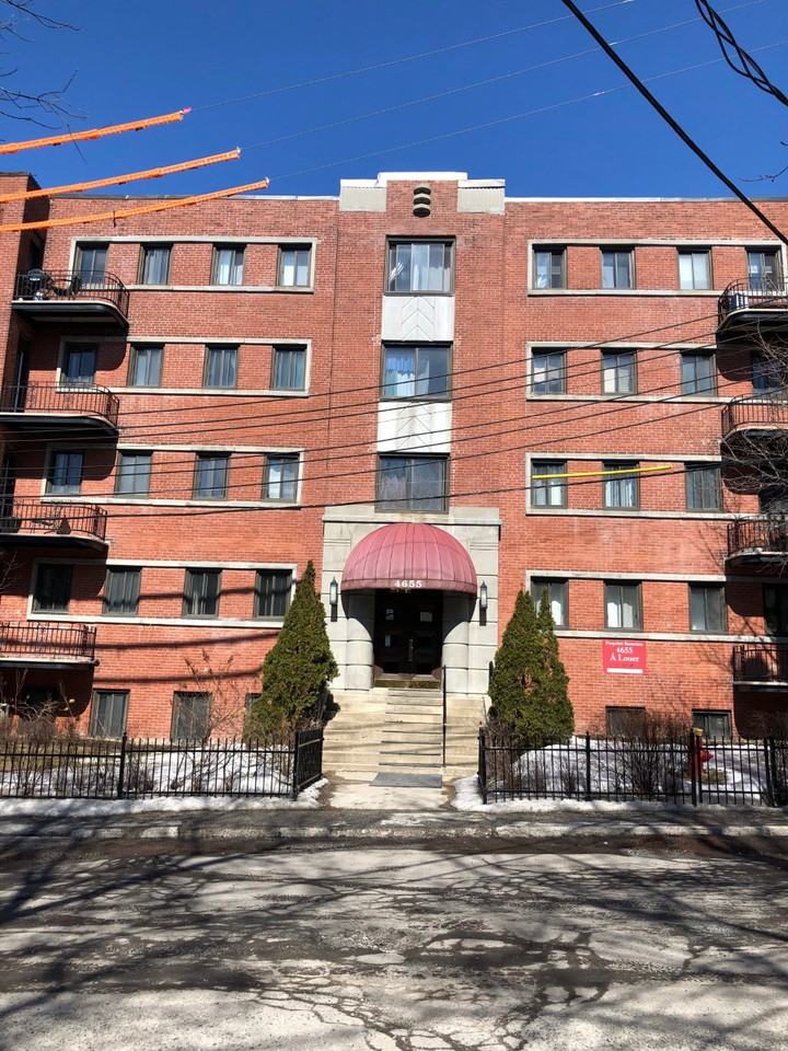 Proprieté Bonavista S.E.C. Apartments 4655 Av Bonavista, Montréal, QC