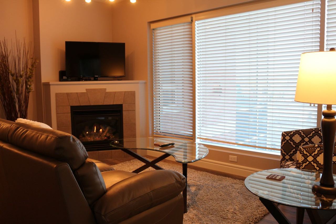 Corporate Furnished Apartments at Five West - Photo 2 of 7