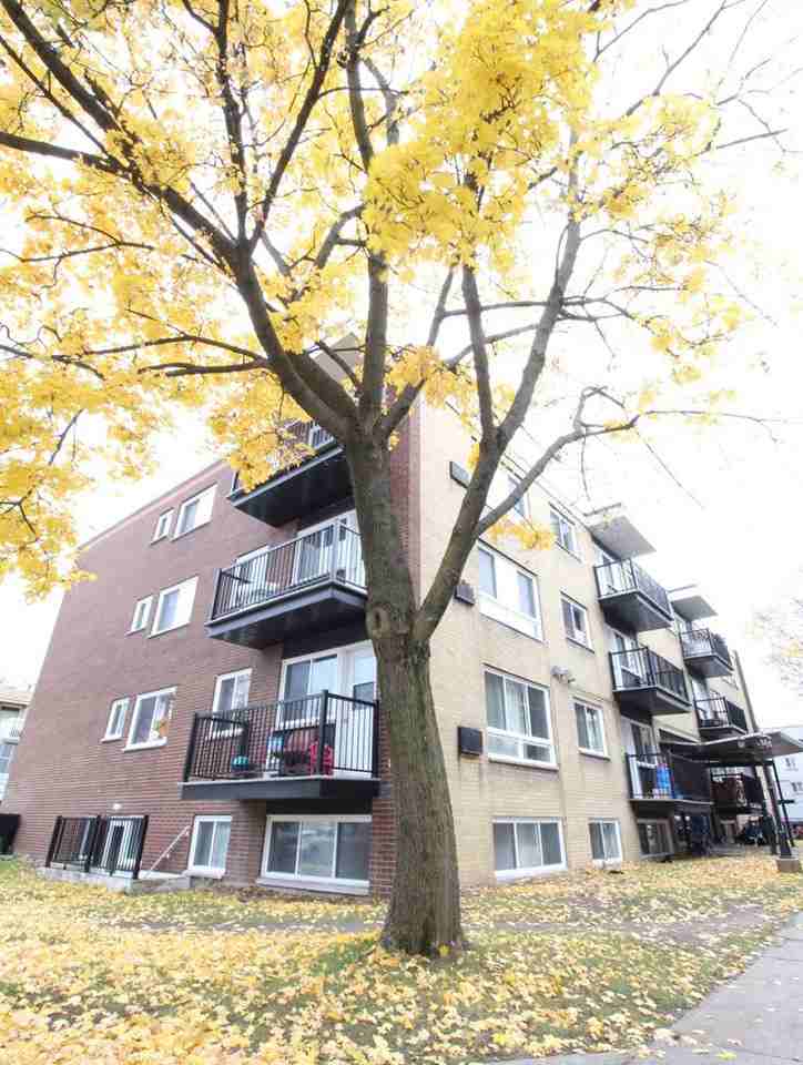 Domaine Salaberry Apartments 5500 Rue De Salaberry, Montréal, QC H4J