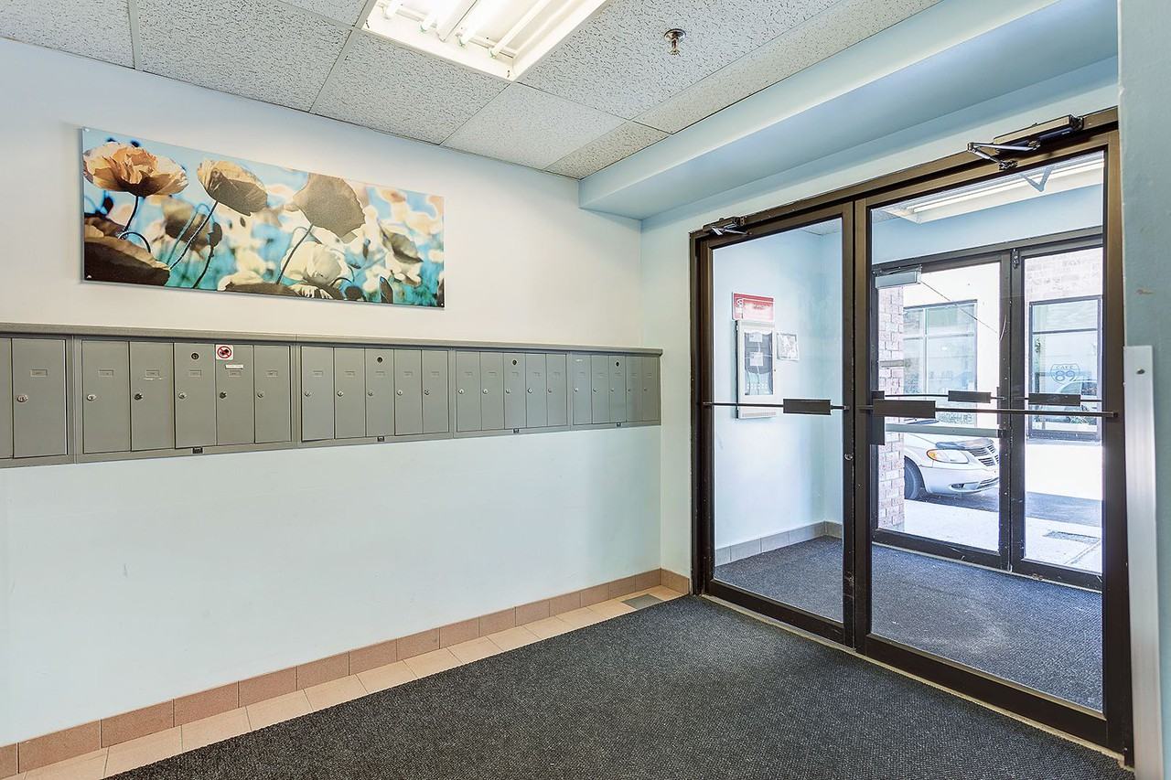 3755 StDominique Apartments 3755 Rue SaintDominique, Montréal, QC