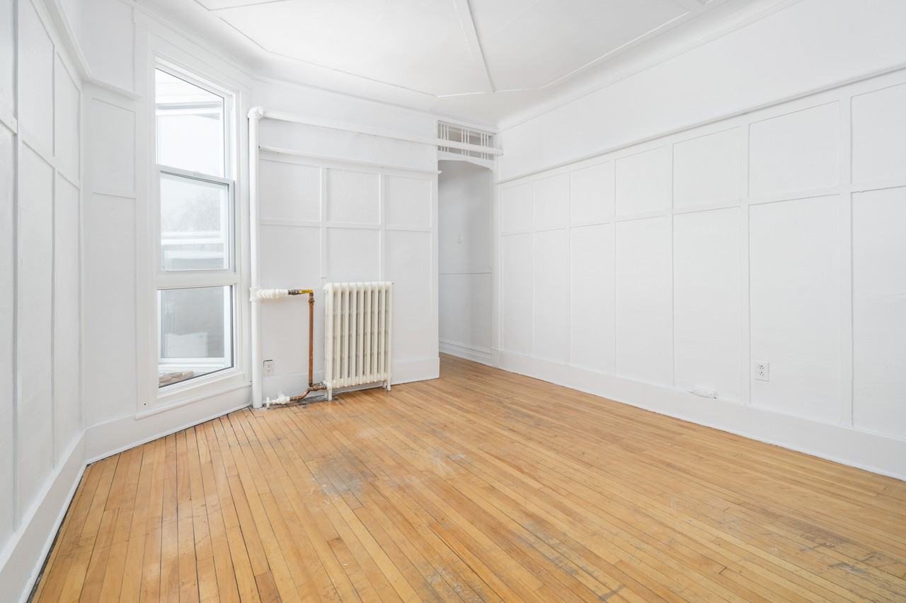 19 Stayner Apartments 19 Rue Stayner, Westmount, QC H3Z 1W3 Zumper