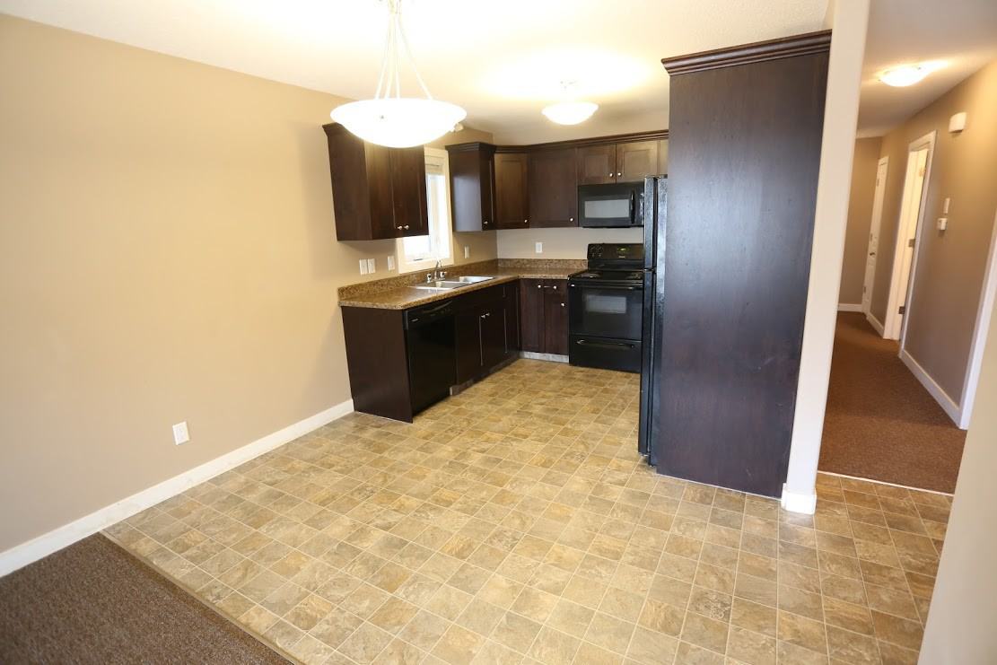 249 Broad Street - Photo 3 of 15