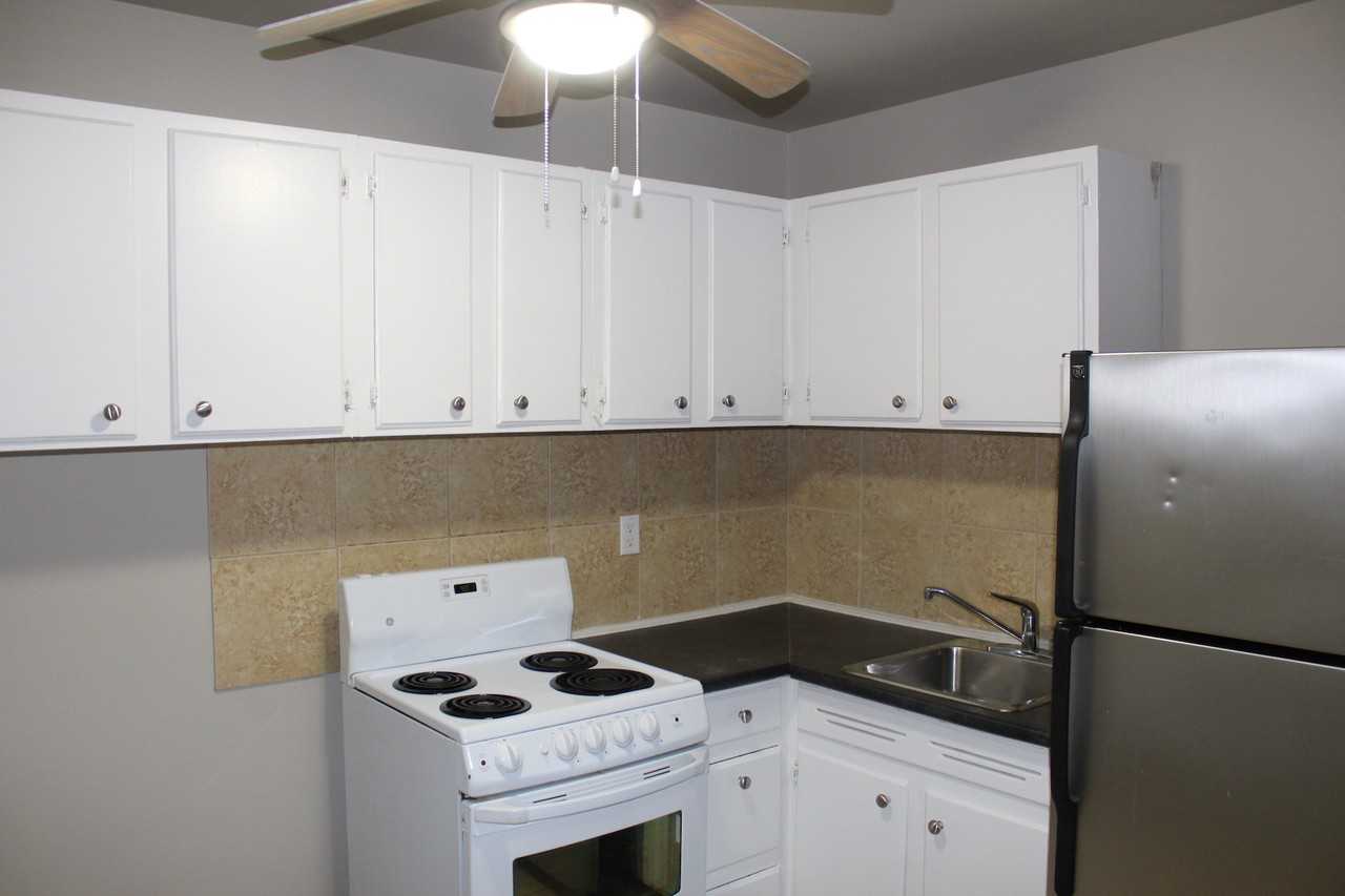 Aurora Place Apartments 10041 152 St Nw, Edmonton, AB T5P 1X8 Zumper