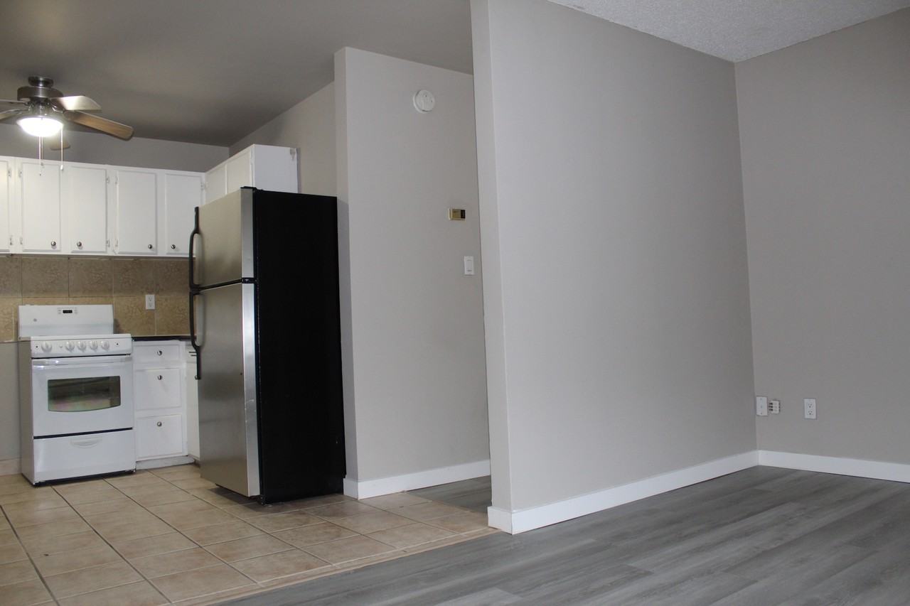 Aurora Place Apartments 10041 152 St Nw, Edmonton, AB T5P 1X8 Zumper