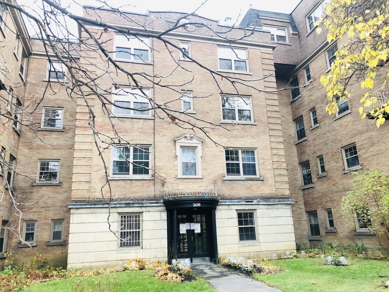 3400 Avenue Ridgewood Apartments 3400 Av Ridgewood, Montréal, QC H3V