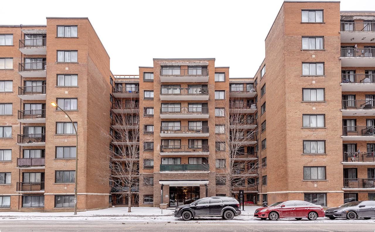 6955 Fielding - Photo 2 of 11