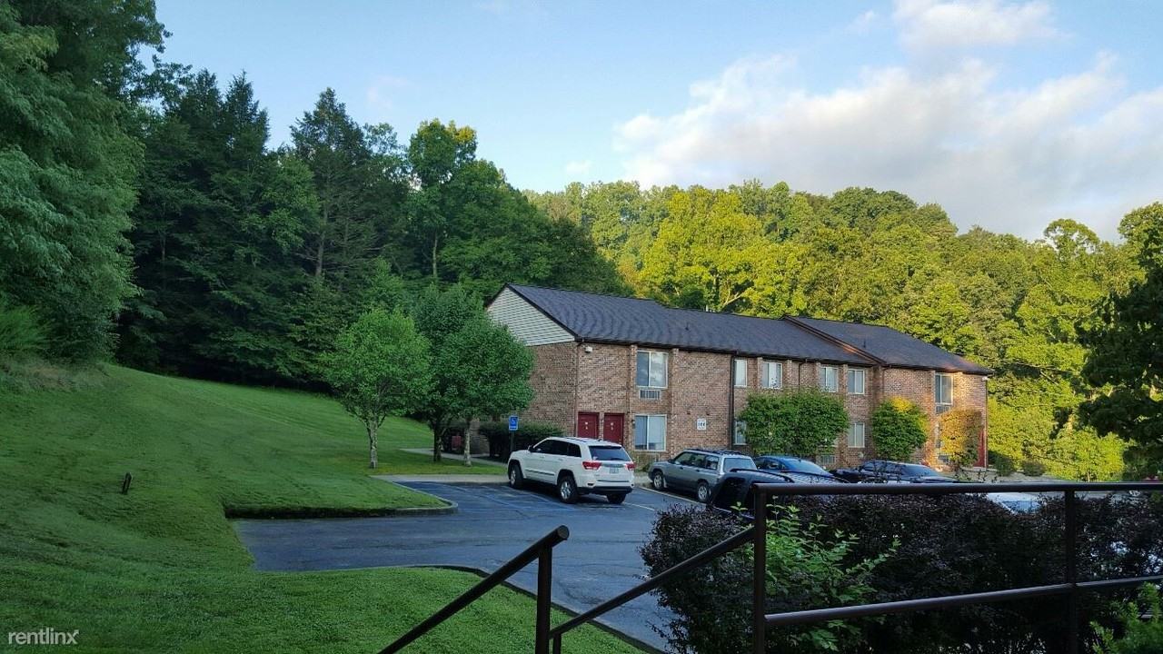 Summers Village - Photo 2 of 10