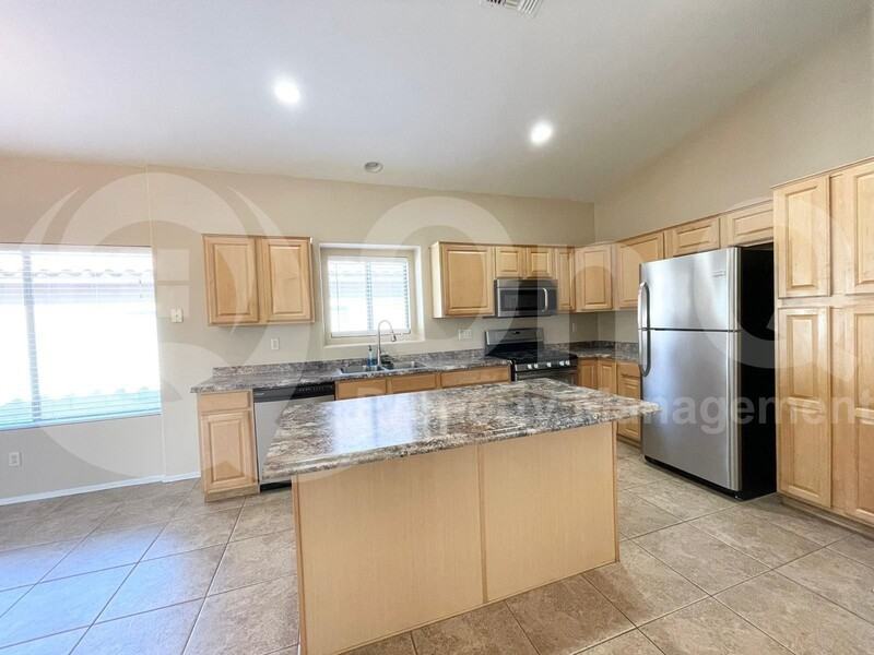 7347 N Thoreau Dr - Photo 3 of 29