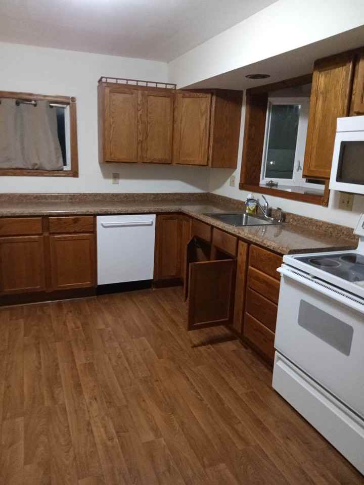 1427 West 3rd Street - Photo 4 of 20