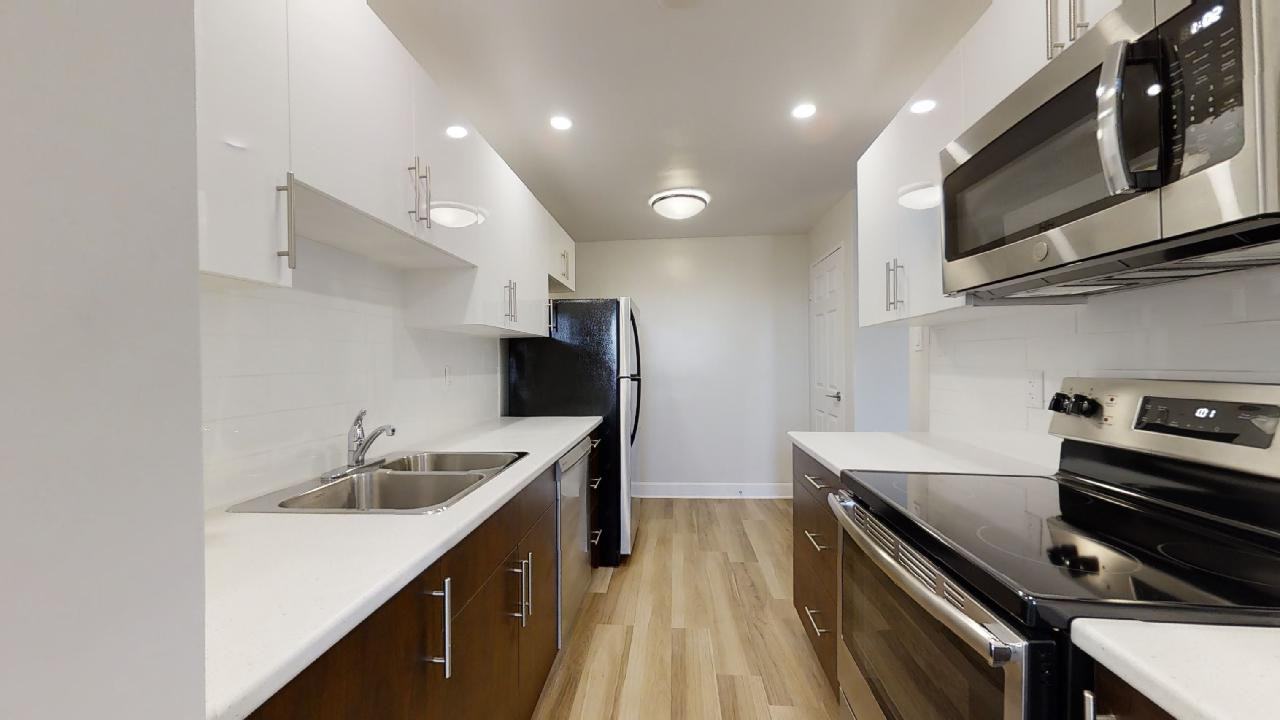 Auburn Park Apartments 951 Wonderland Rd S, London, ON N6K 2X7 Zumper