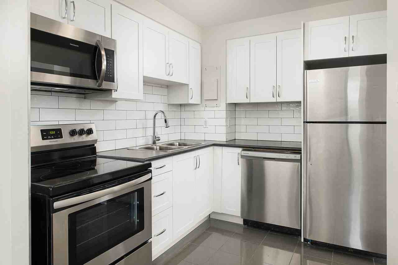 Village Green I & II Apartments 710 Village Green 2 Apts. 700