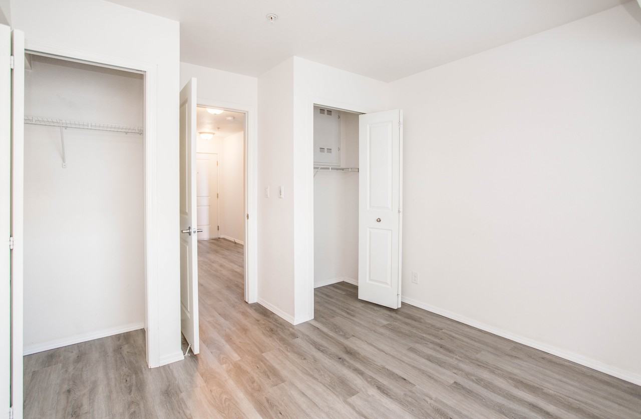 Rochdale Crossing Apartments 5929 Rochdale Blvd, Regina, SK S4X 0M3