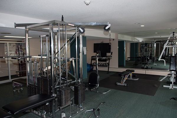 Chateau 100 - Photo 4 of 34