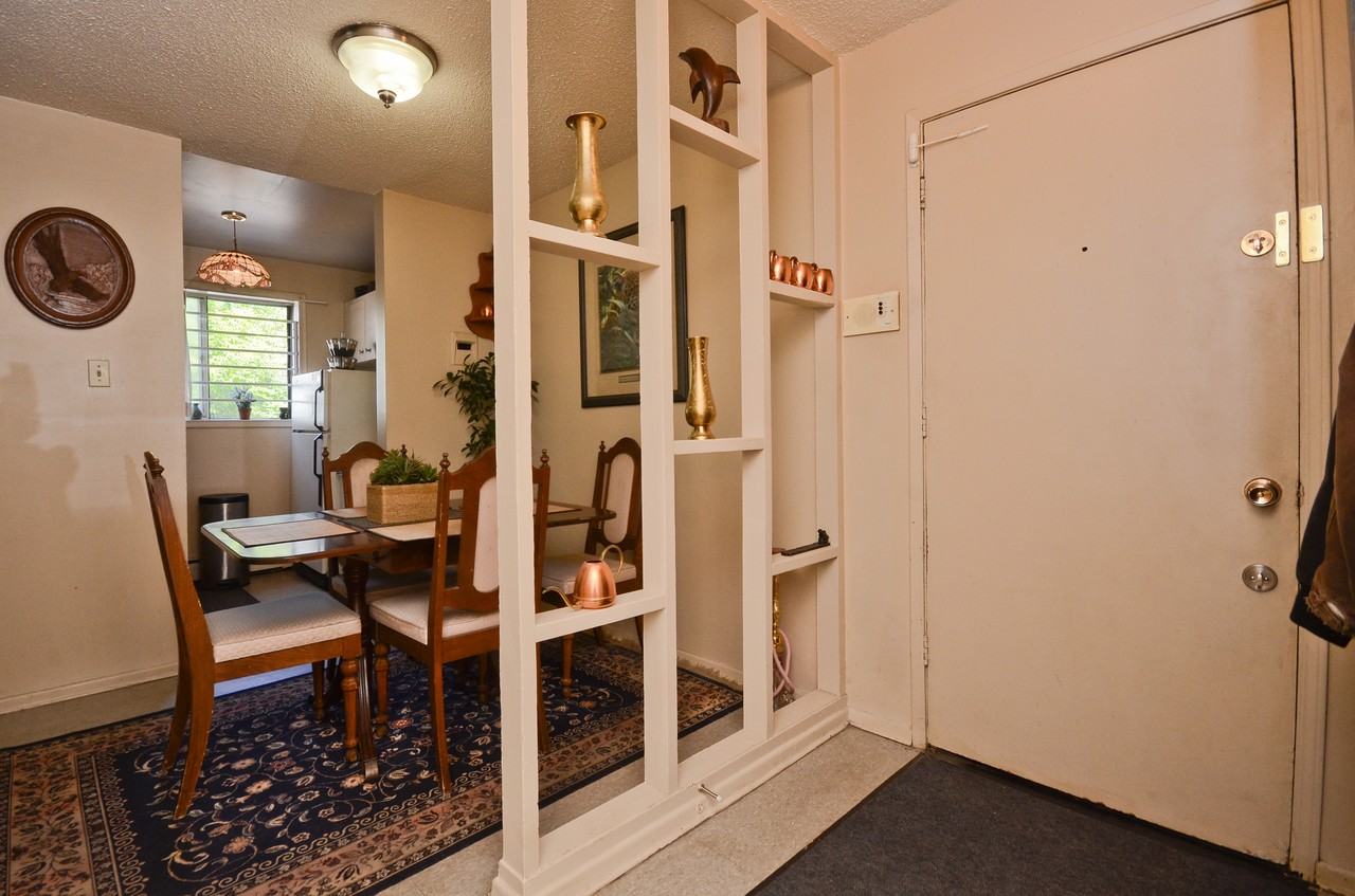 Diane Manor Apartments 10728 113 St Nw, Edmonton, AB T5H 3H8 Zumper