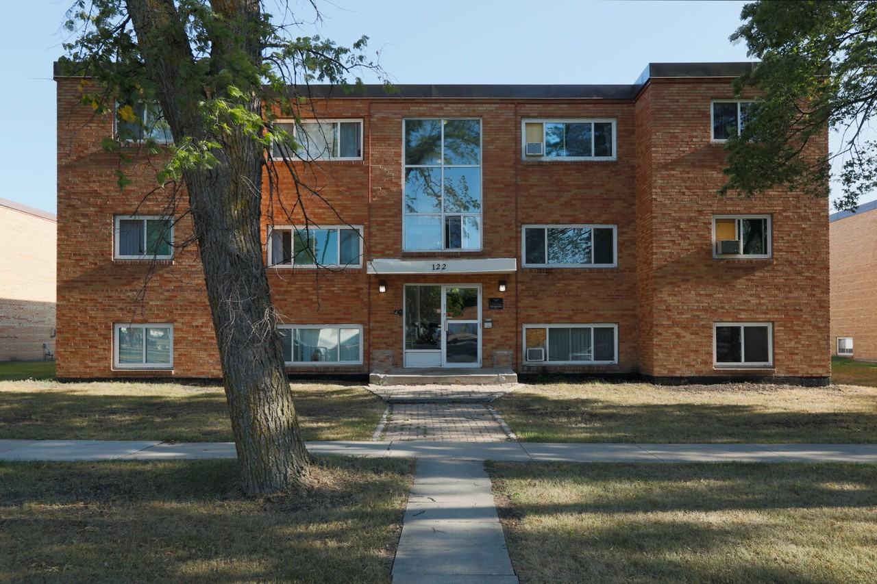 Sheldon Manor Apartments 122 Kildare Ave E, Winnipeg, MB R2C 0P2 Zumper