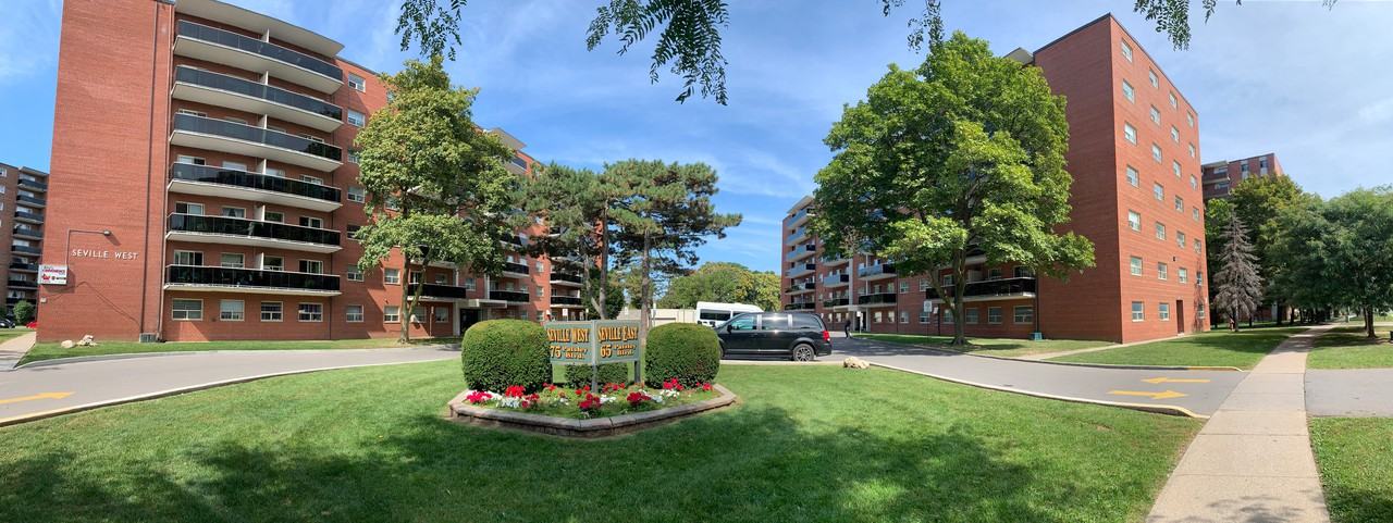 Seville East & West Apartments 65 Paisley Blvd W, Mississauga, ON L5B