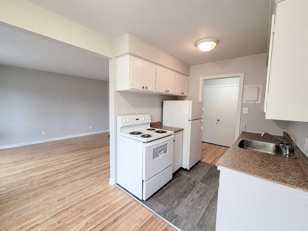 The Riverside - Photo 3 of 31