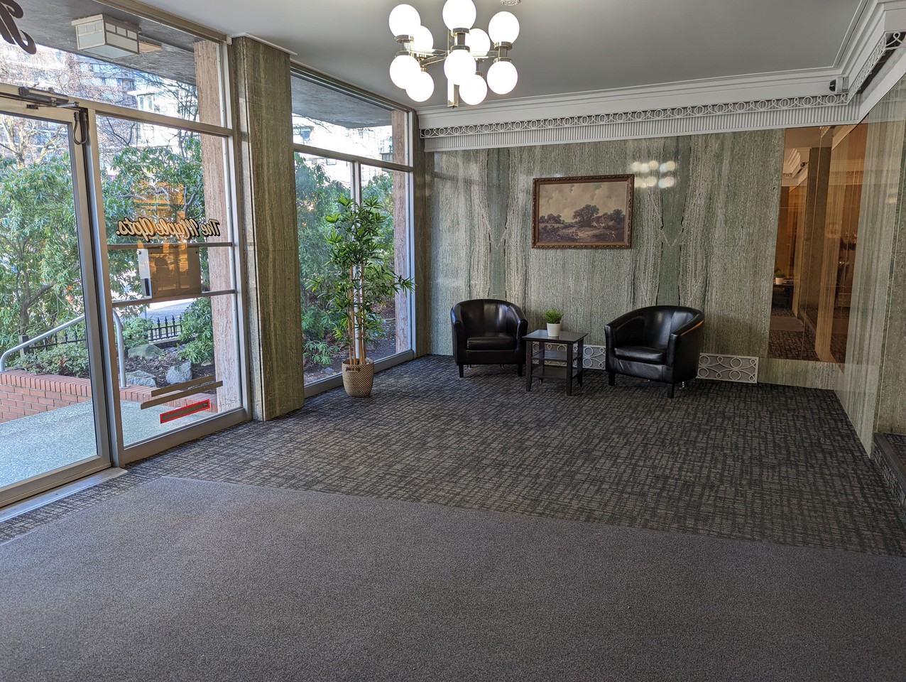 Maple Apartments - Photo 3 of 5