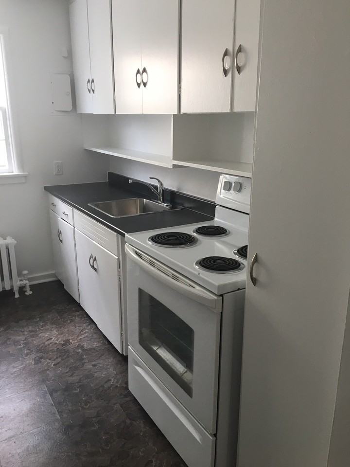 The Edinburgh - Photo 3 of 4