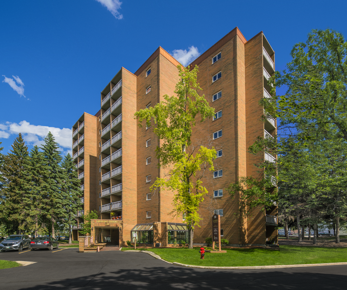 Cambridge Gardens Apartments 850 Cambridge St, Winnipeg, MB R3M 3W8