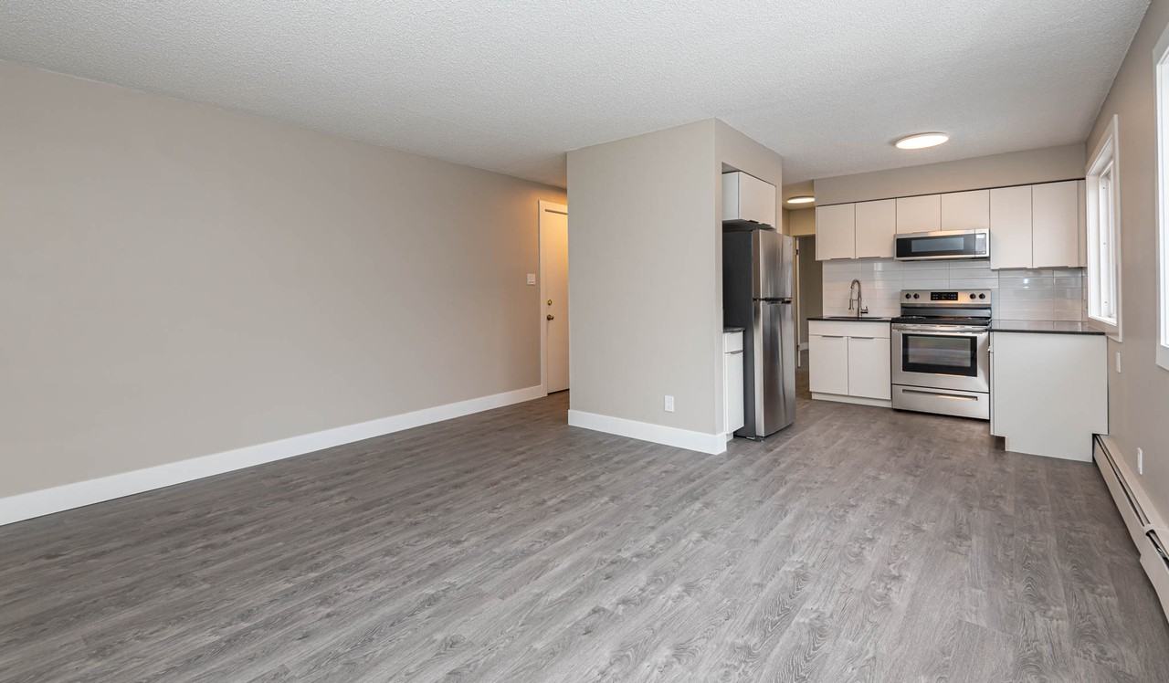 Burgundy - Photo 3 of 10