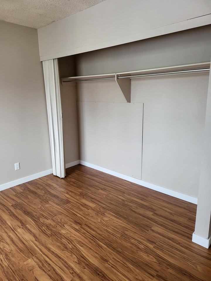 Redwater - Photo 2 of 7