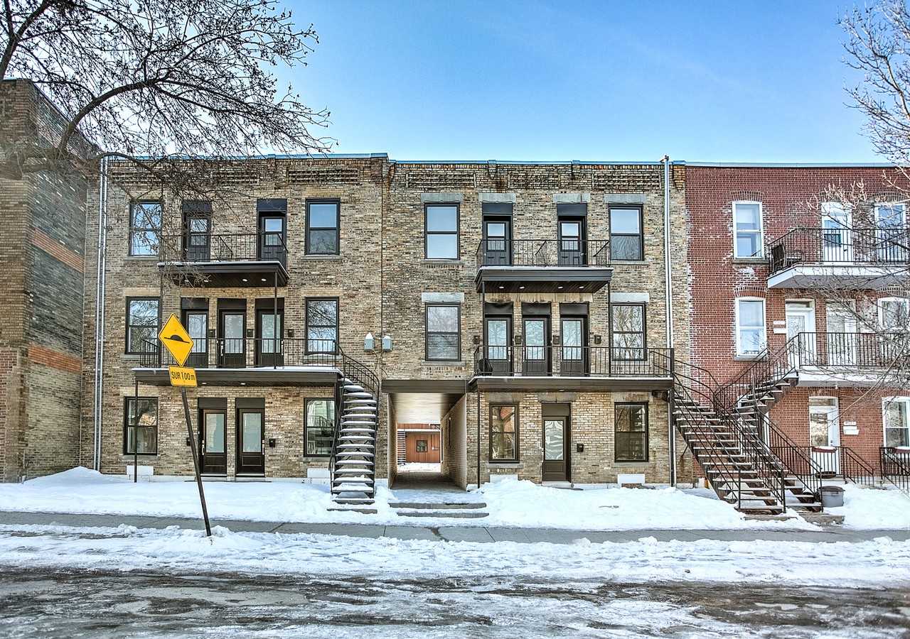 Hamilton - Photo 2 of 43