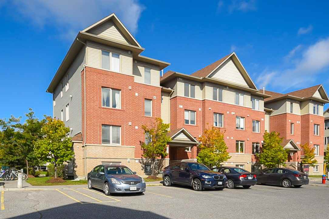 6-525 Stonefield Private, Nepean - Photo 2 of 45