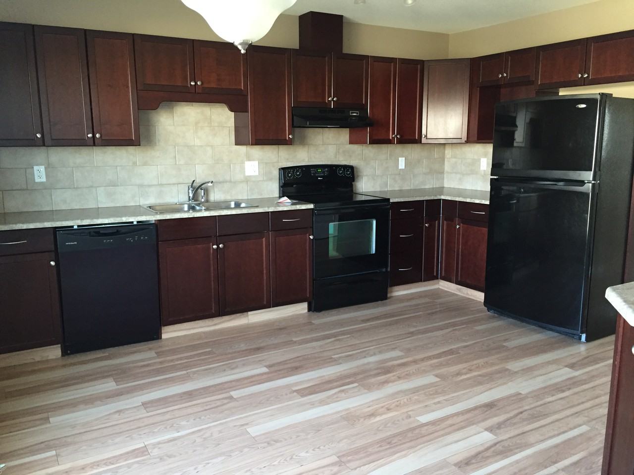 11216 69 Avenue - Photo 2 of 13