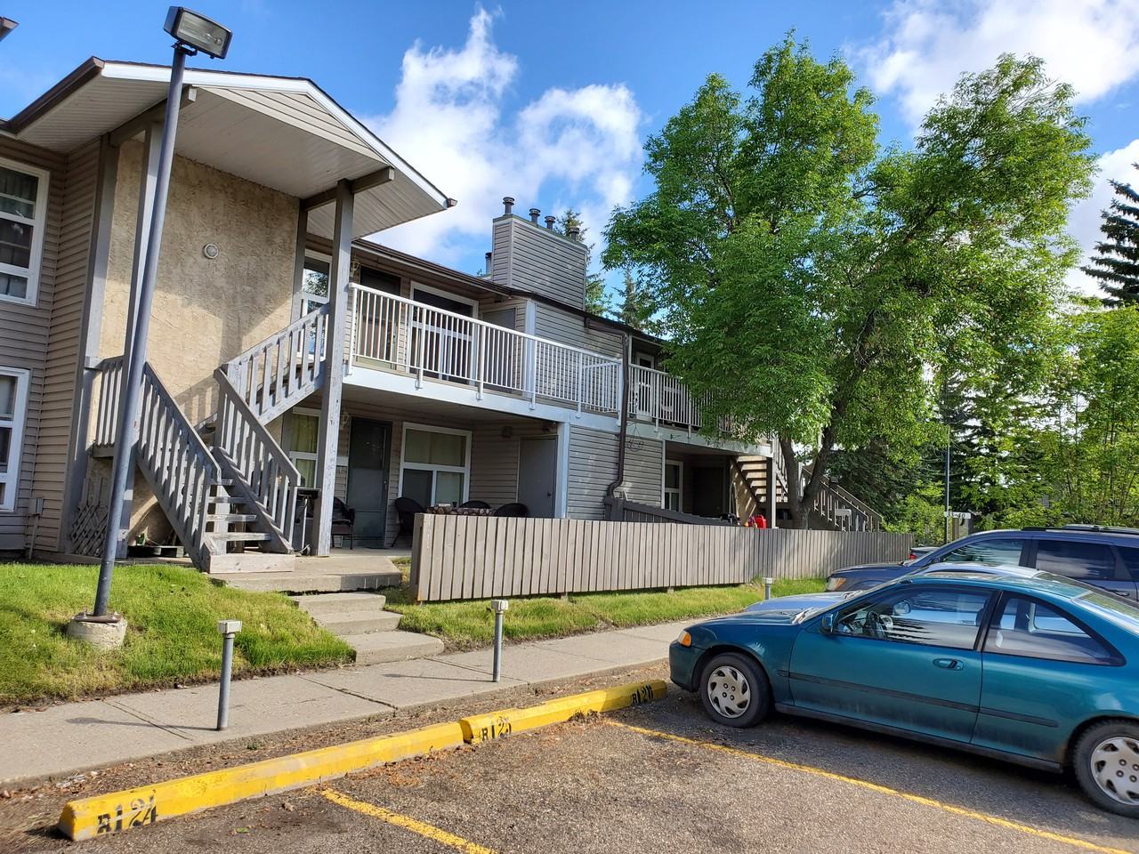 The Maples - Photo 3 of 10