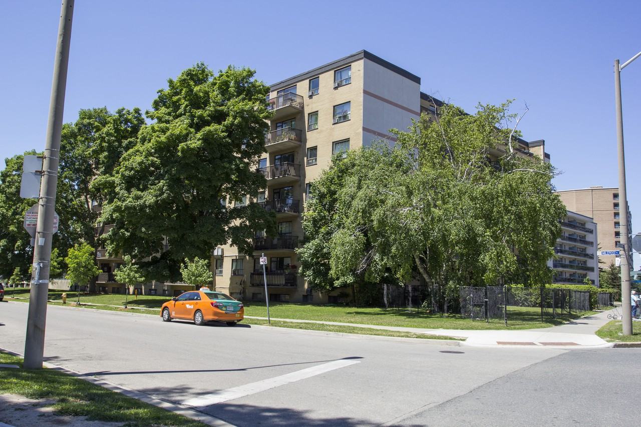 Thorncliffe Park - Photo 2 of 3