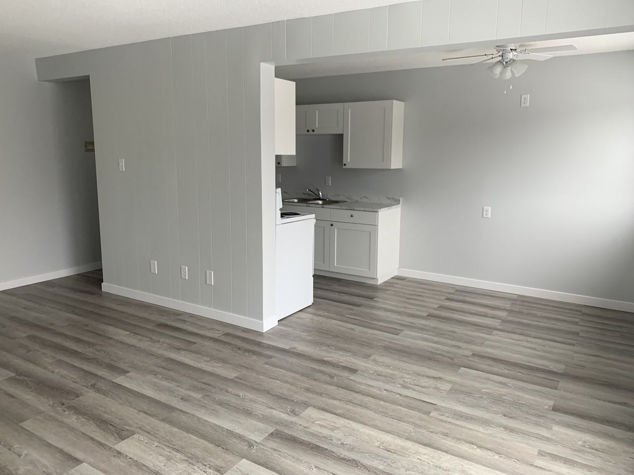 Squire Manor Apartments 11045 126 St Nw, Edmonton, AB T5M 0P8 Zumper