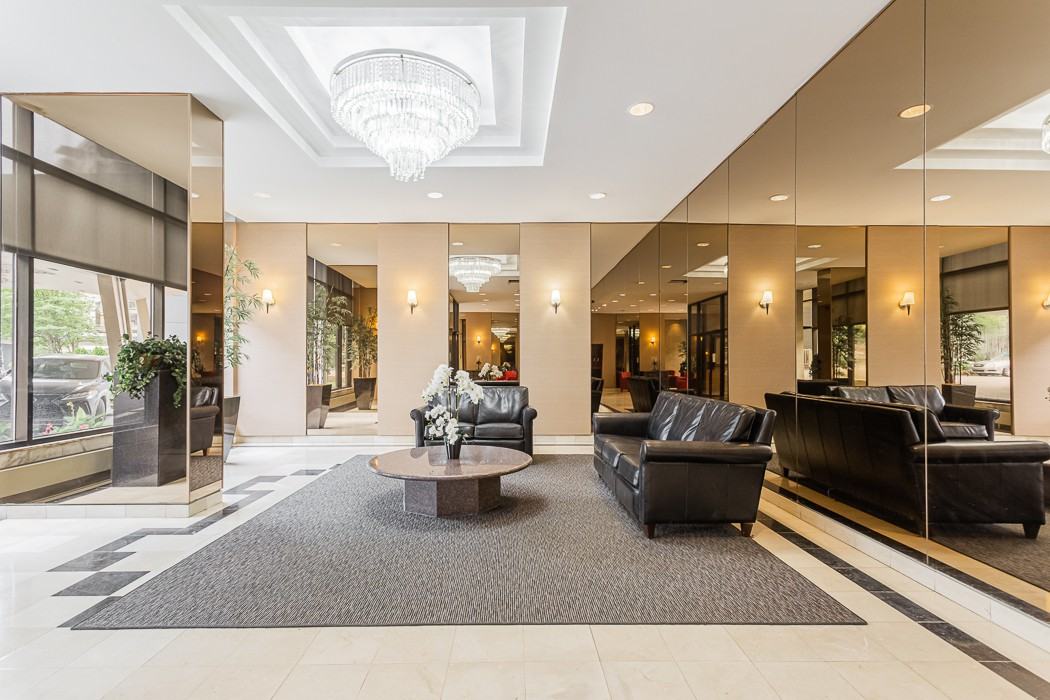 4840 4840 Côte St-Luc Montreal - Photo 2 of 19