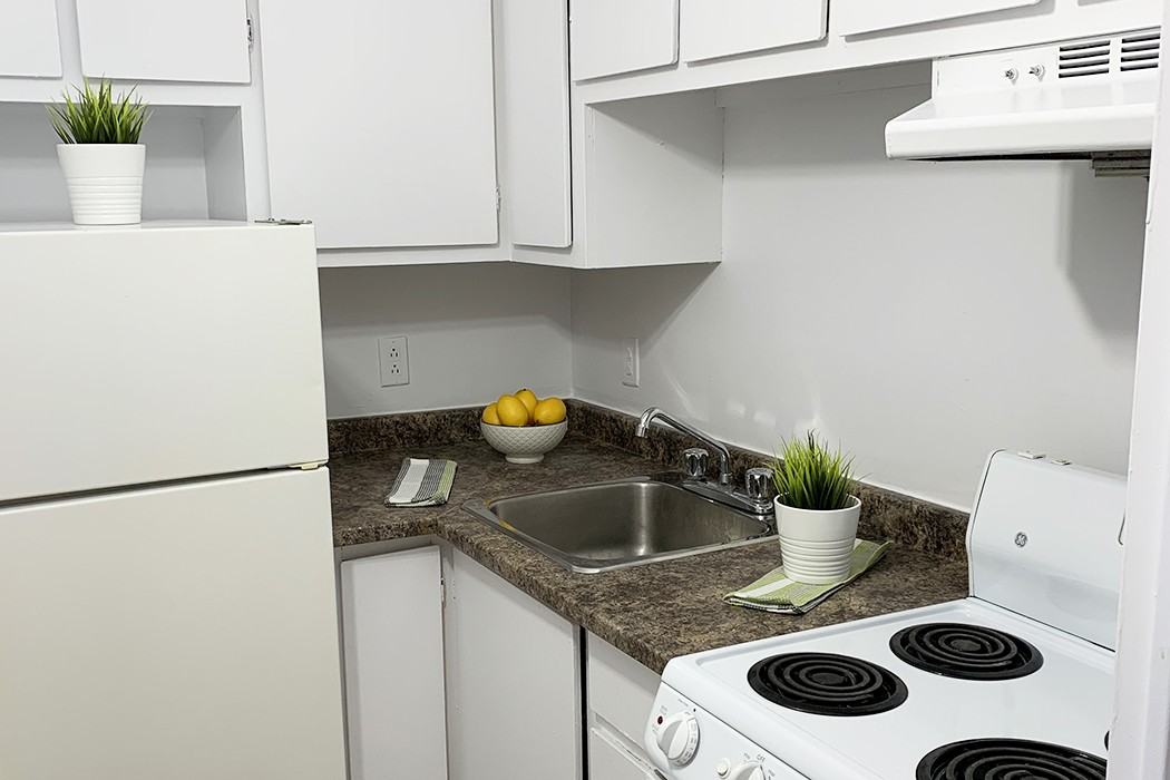 1300 Boul De La Côte-Vertu - Photo 3 of 9