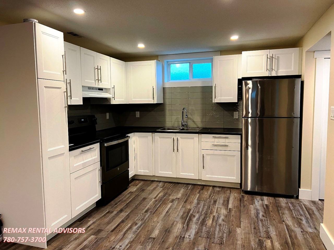 7324 131a Ave Nw - Photo 2 of 10