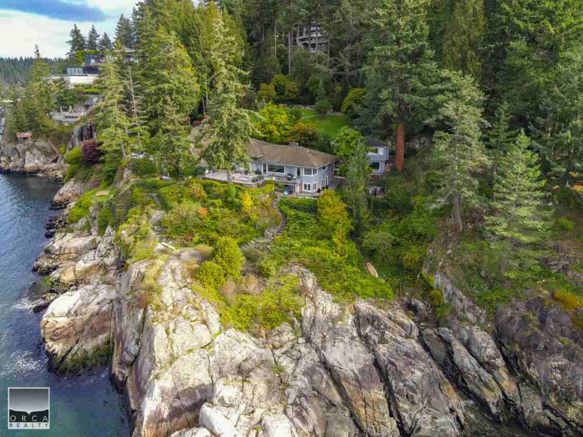 6161 St. Georges Cres