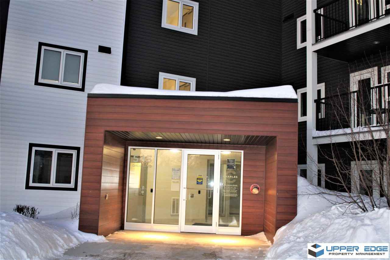 545 The Charles Condominiums - Photo 2 of 18