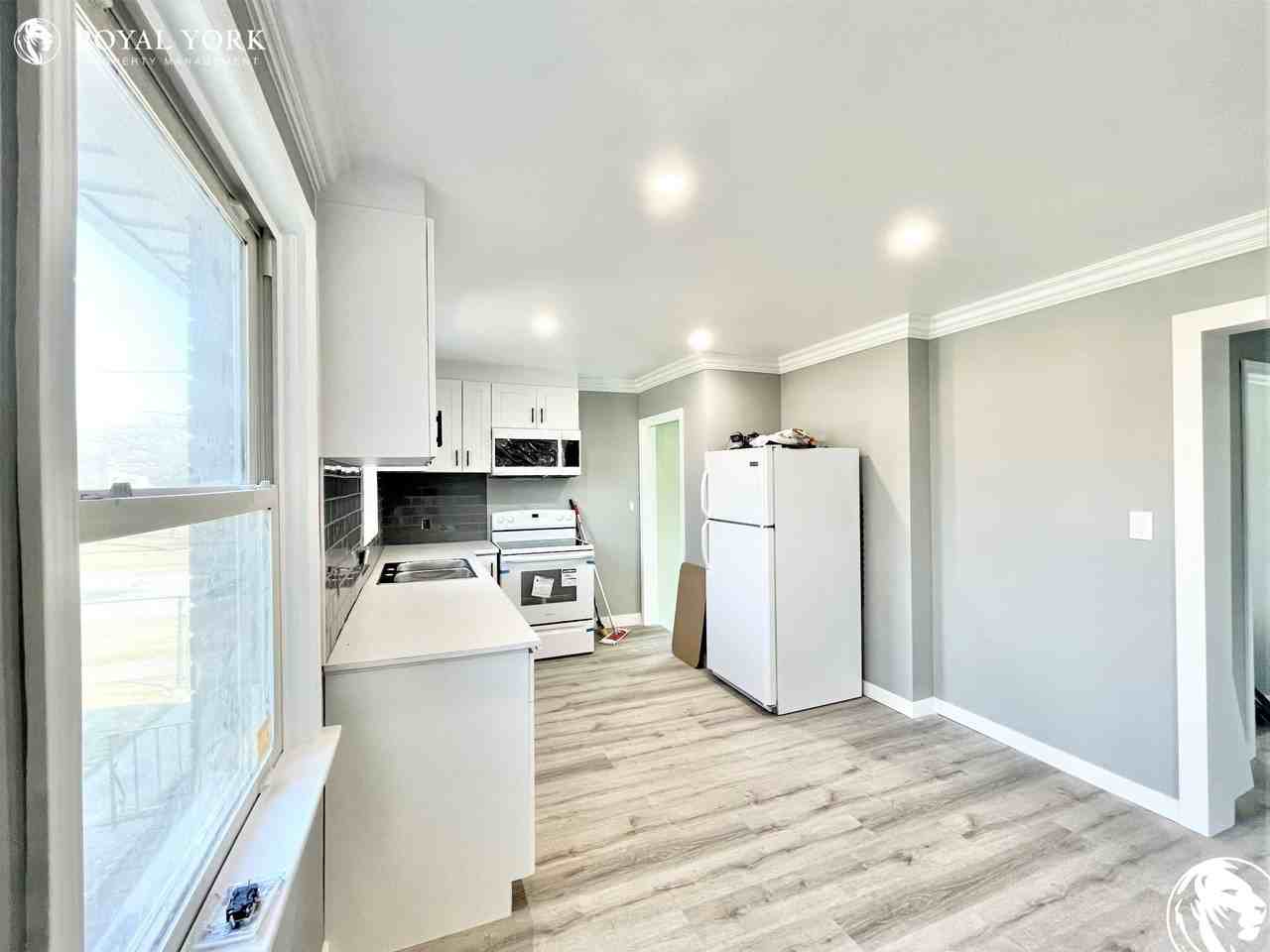 6124 Dixon St - Photo 3 of 35