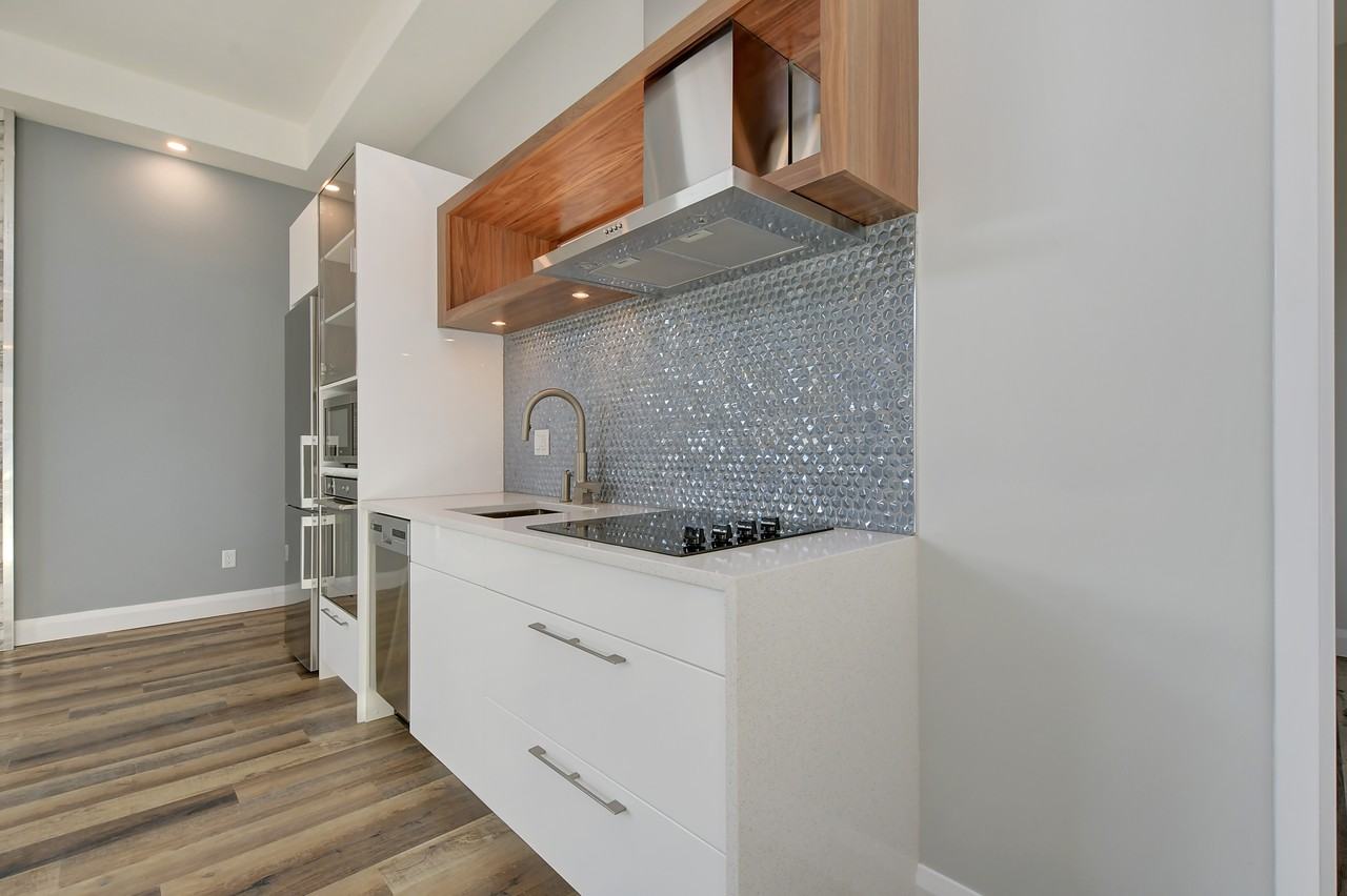 534 Lisgar St #6 - Photo 2 of 19