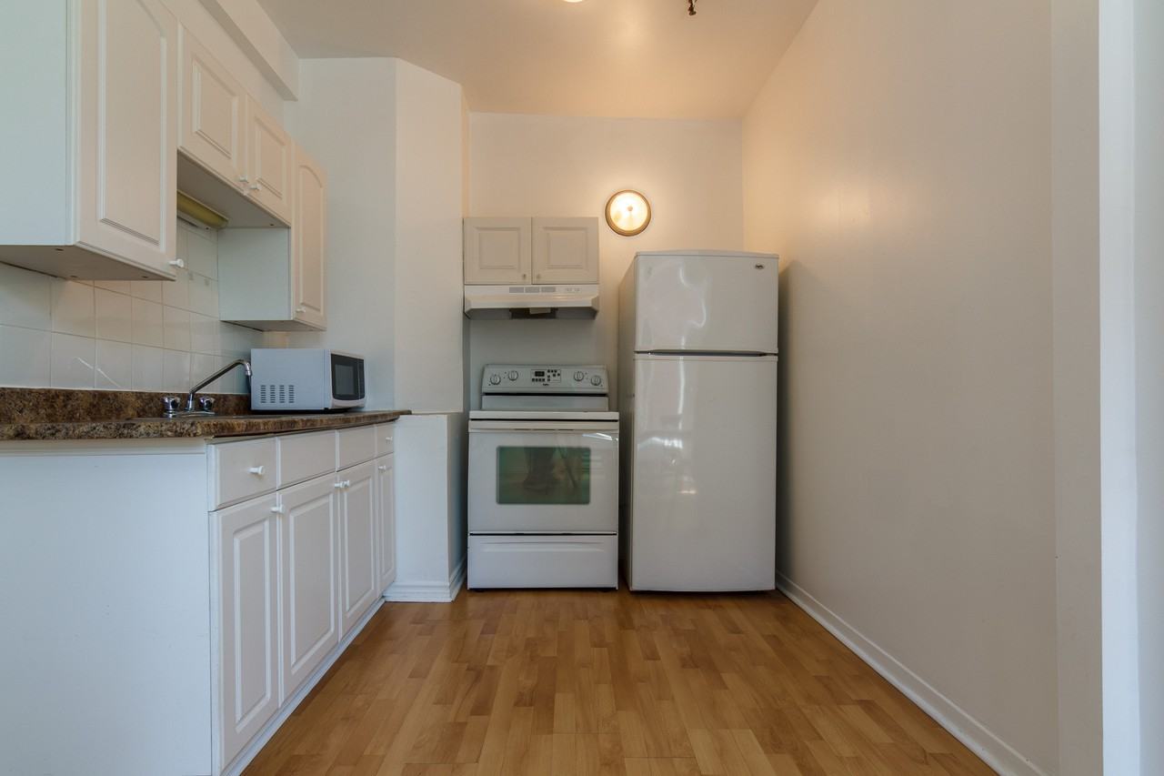 3915 Rue Saint-Denis #A - Photo 3 of 25