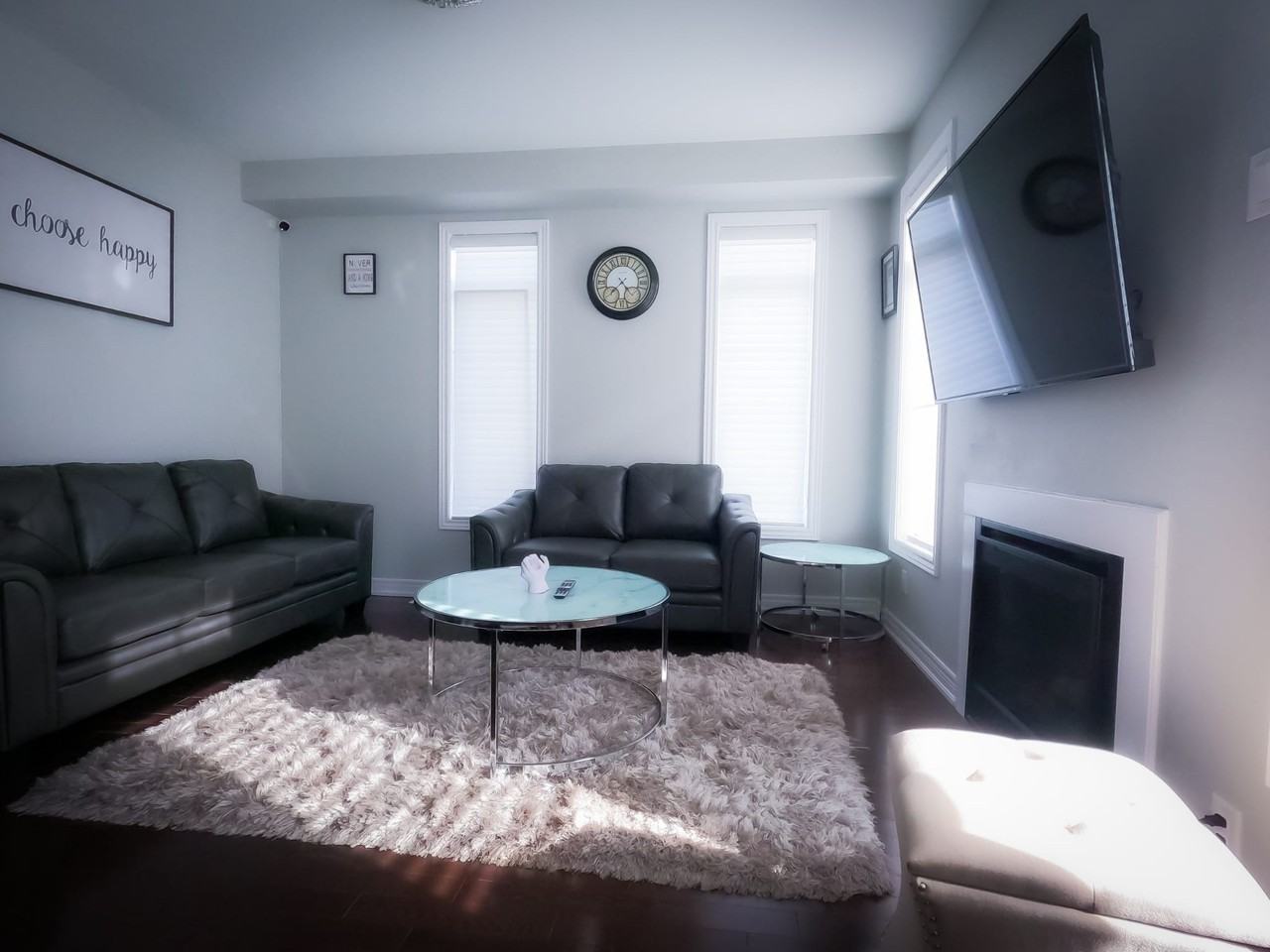 98 Humberstone Cres - Photo 2 of 10