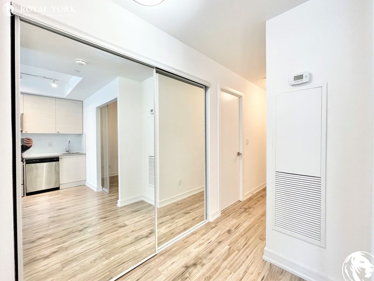 621 Sheppard Ave E #328 - Photo 3 of 31