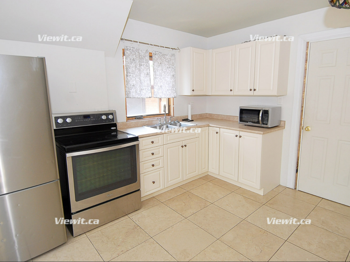 2330B Sheppard Ave W - Photo 3 of 10