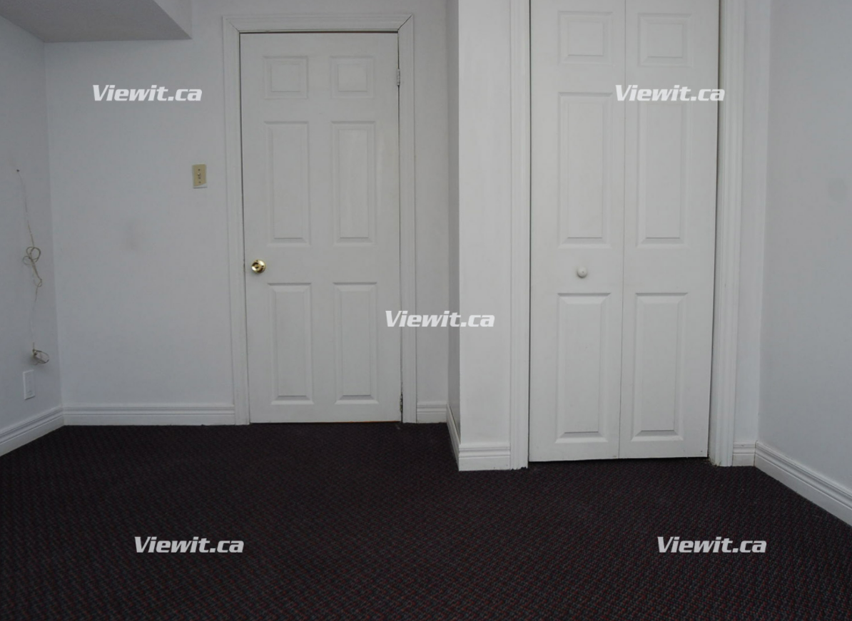 93 Glenthorne Dr - Photo 2 of 9